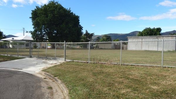 154 Upper Miles Avenue, KELSO, QLD 4815