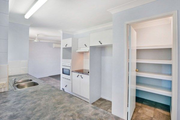 13 Overton Circuit, Kirwan, QLD 4817
