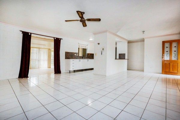 6 Yut Fay Avenue, Kelso, QLD 4815
