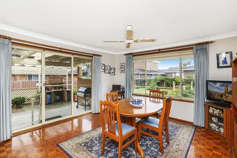27 Lake Haven Drive, Lake Haven, NSW 2263