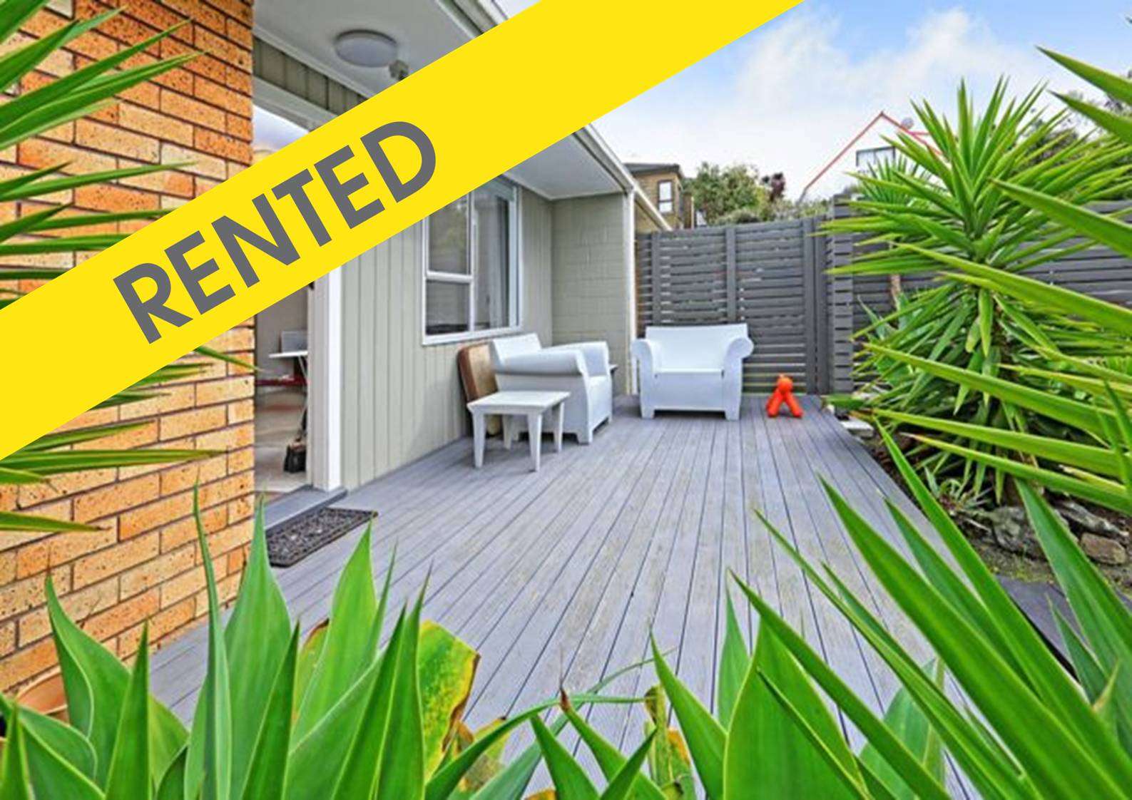 2/252 Meola Road, Point Chevalier, Auckland City Real Estate Ray