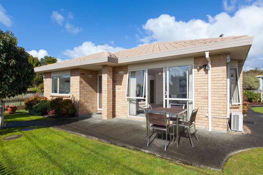 44 County Road, Torbay, North Shore City