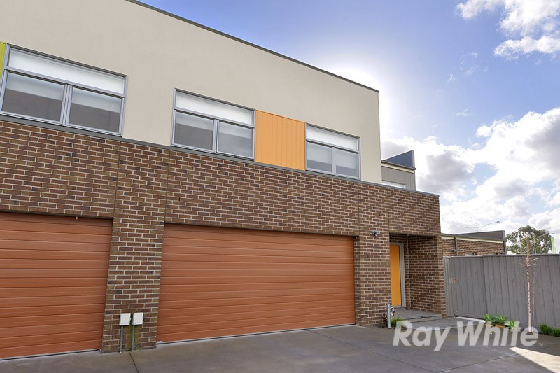 2 Grove Way, Wantirna South, VIC 3152