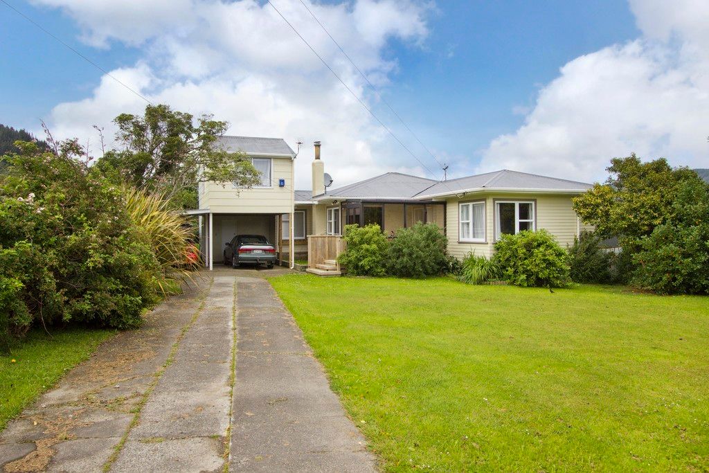 49 Russell Road, Wainuiomata, Lower Hutt City