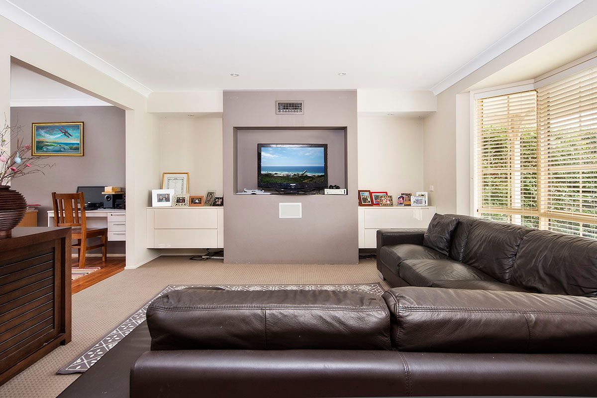 26 Beaumaris Drive, Menai, NSW 2234