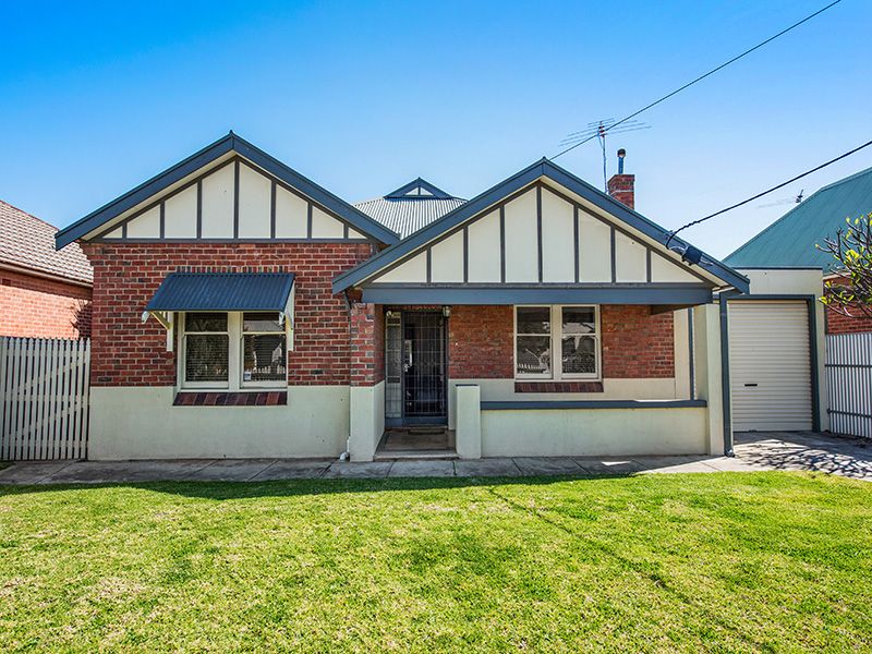 14 Fairweather Avenue, Woodville South, SA 5011