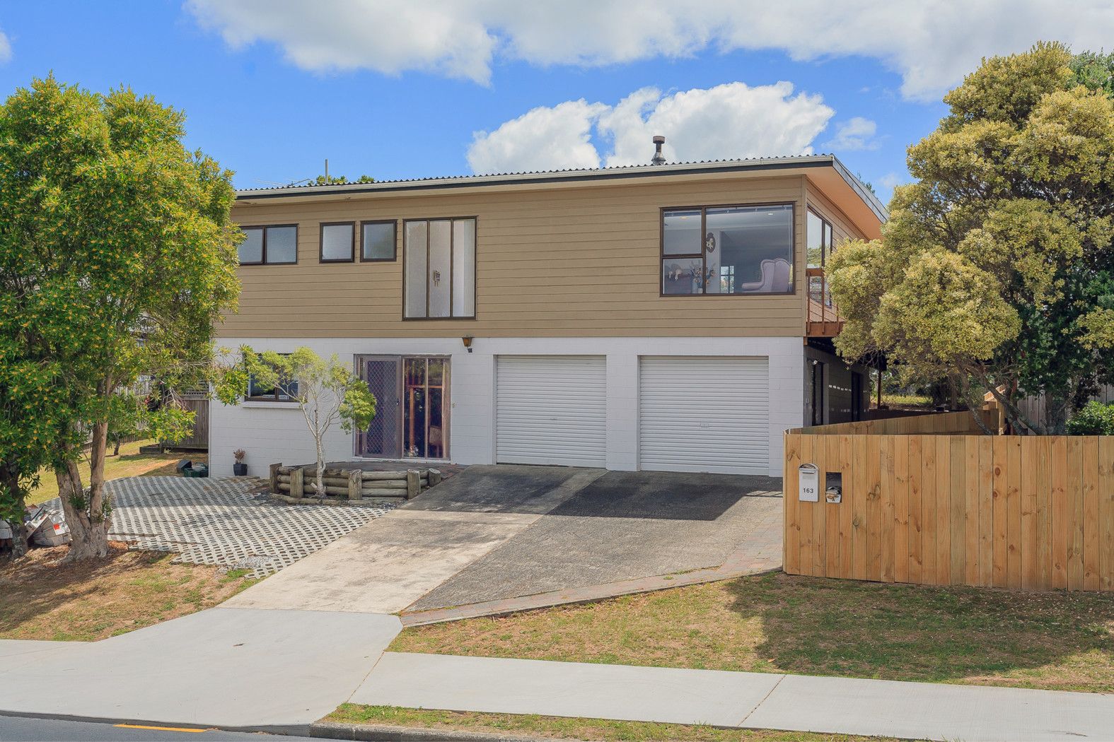 163 Glamorgan Drive, Torbay, North Shore City