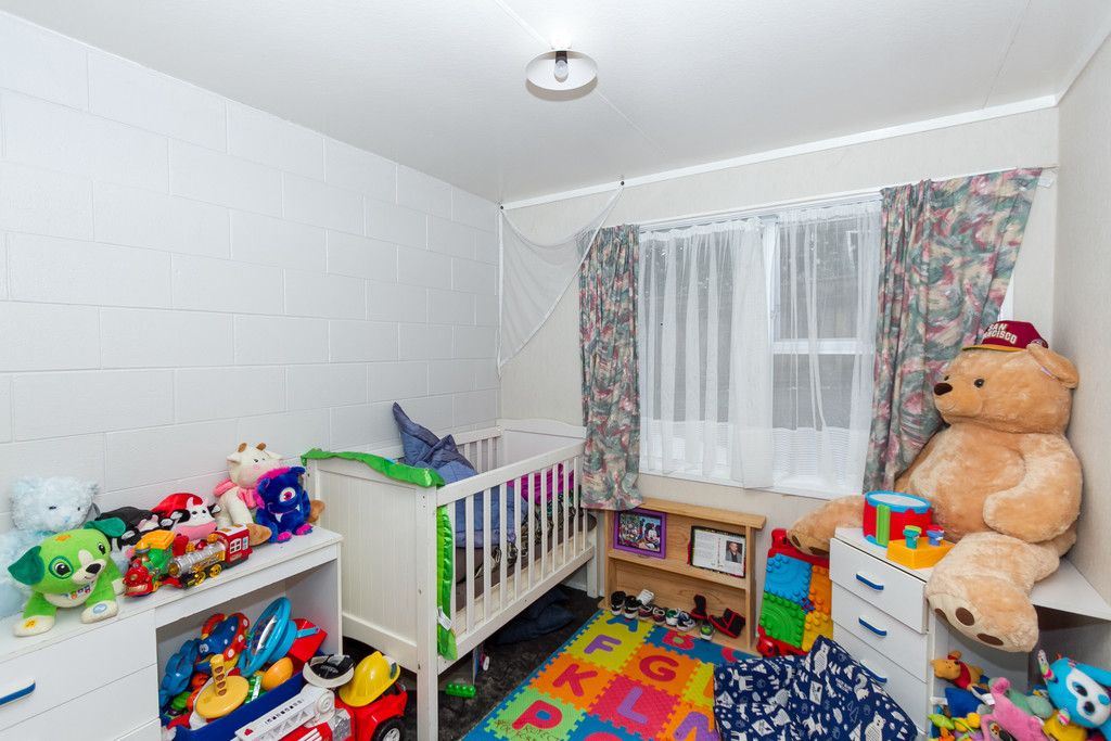 27a Resthill Crescent, Glenview, Hamilton City