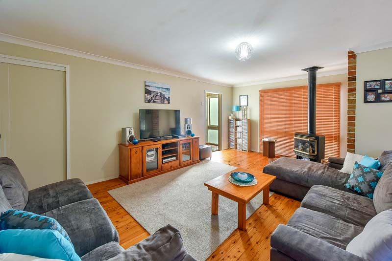 25 Macintyre Crescent, Ruse, NSW 2560
