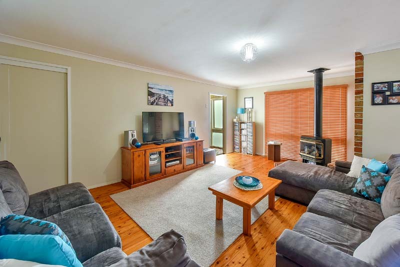 25 Macintyre Crescent, Ruse, NSW 2560