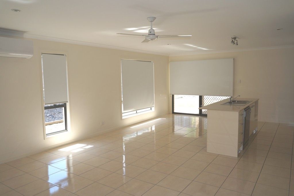 31 Cornforth Crescent, Kirkwood, QLD 4680