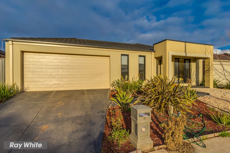 8 Berowa Street, Tarneit, VIC 3029