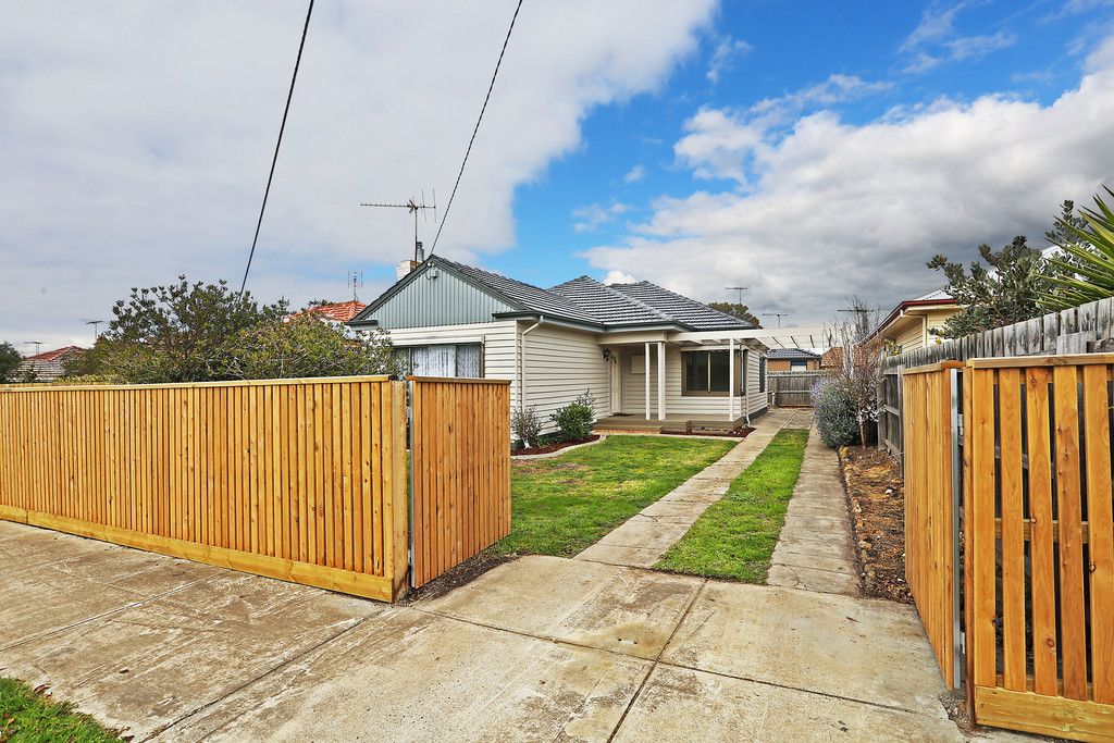 13 Watson Avenue, Belmont, VIC 3216