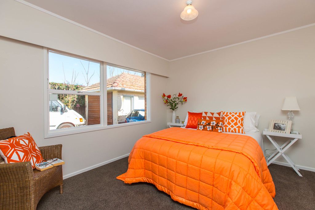 2/42 Central Avenue, Papatoetoe, Manukau City