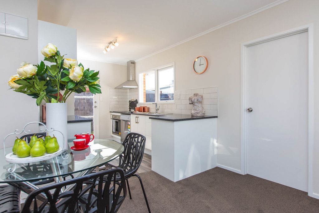 2/42 Central Avenue, Papatoetoe, Manukau City