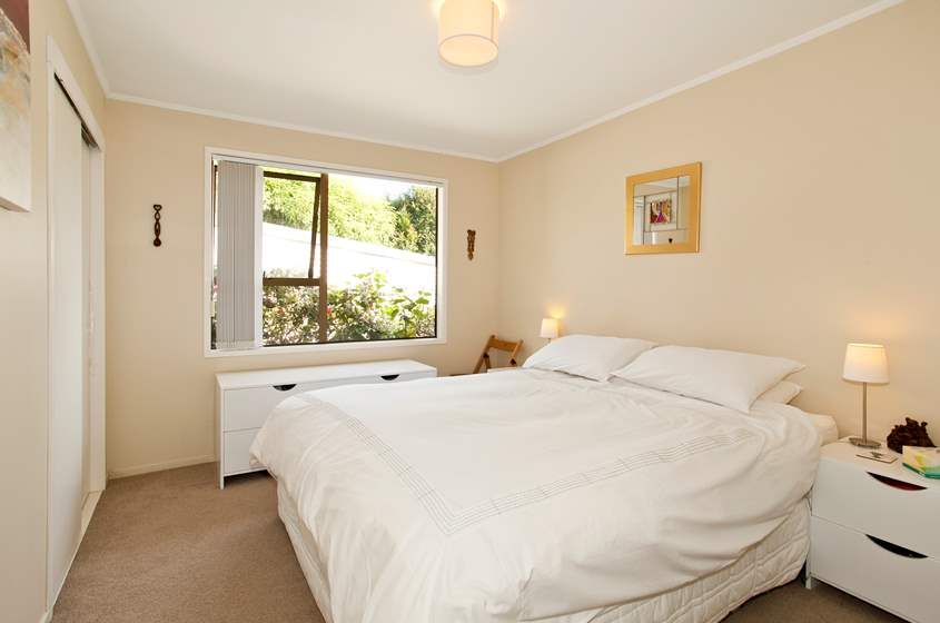 22 Topliss Drive, Northcross, North Shore City