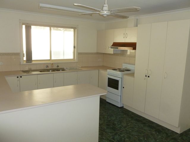18 North Street, Port Wakefield, SA 5550