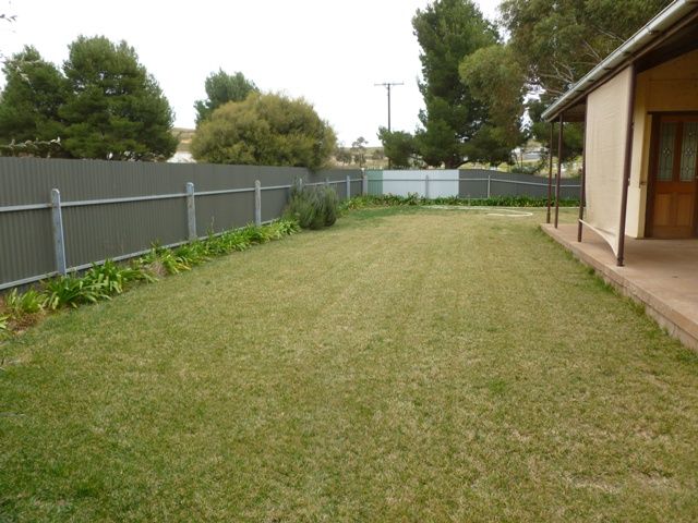 4 Watt Road, Burra, SA 5417