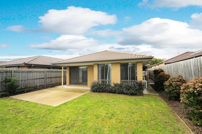 11 Carrum Woods Drive, Carrum Downs, VIC 3201