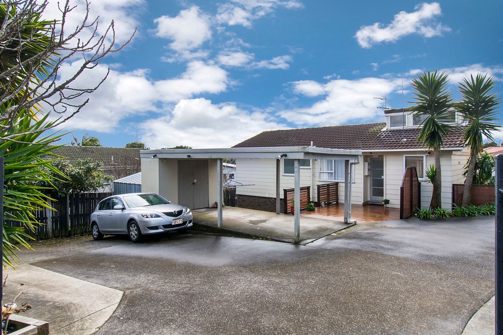 1/10 Glenshee Place, Highland Park, Manukau City
