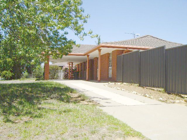 12 Lawson Drive, Moama, NSW 2731
