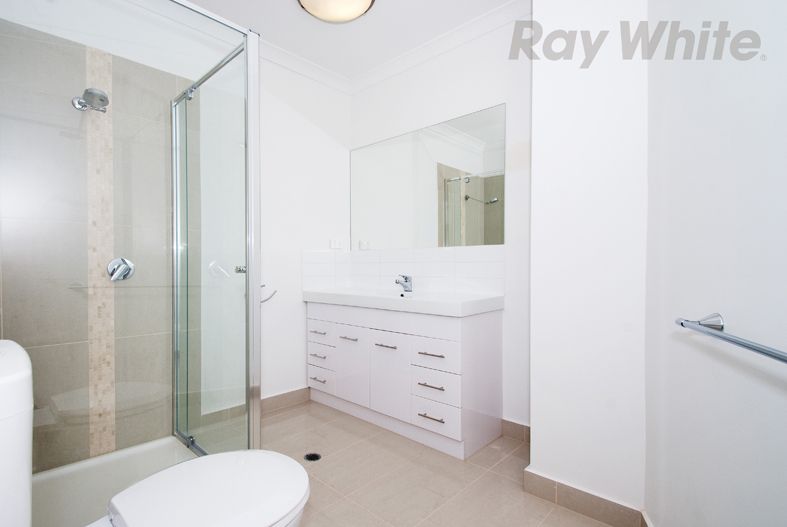 303/5 Wardens Walk, COBURG, VIC 3058