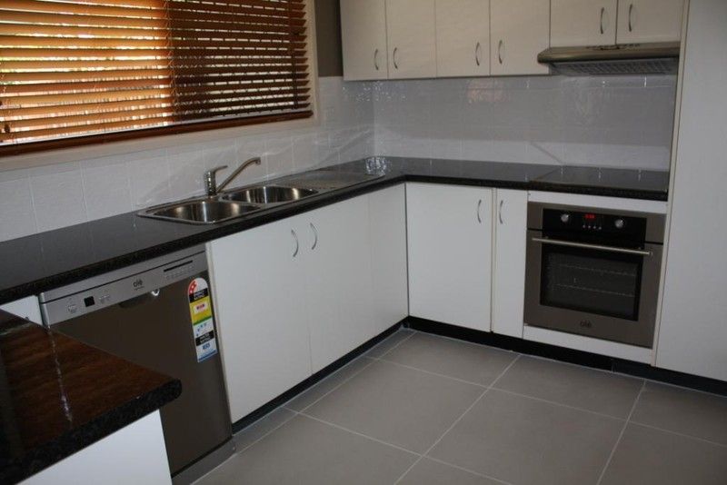 2/6 Cardew Street, East Ipswich, QLD 4305