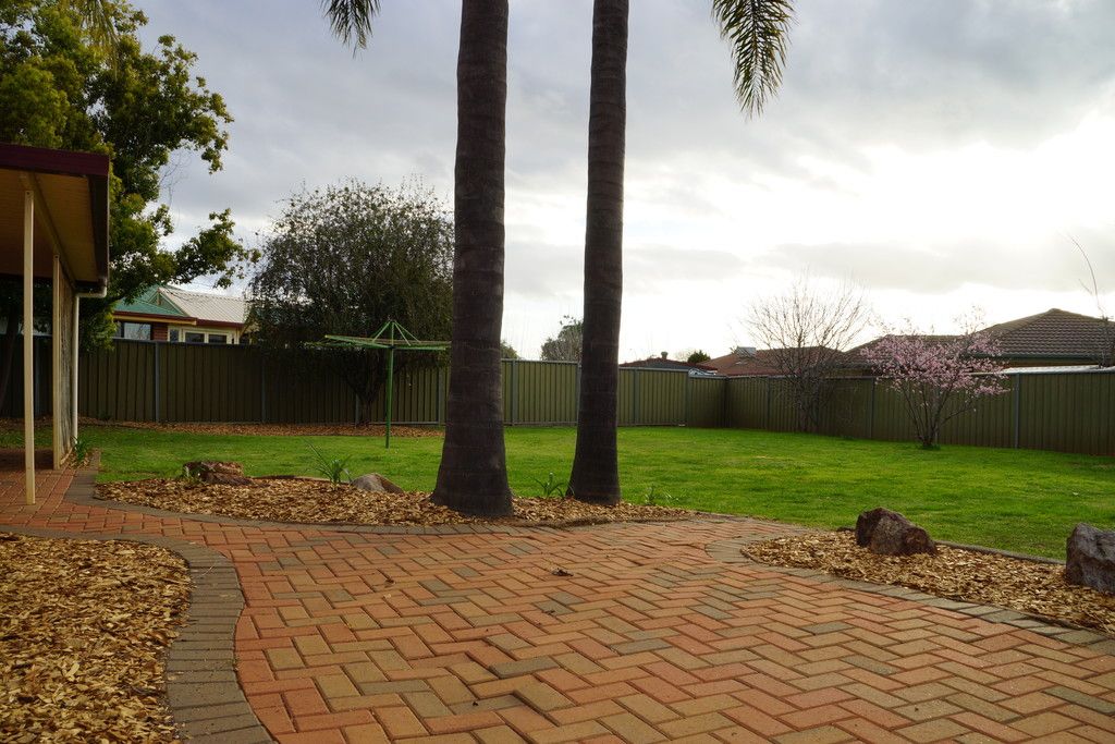 40 Eden Park Avenue, Dubbo, NSW 2830