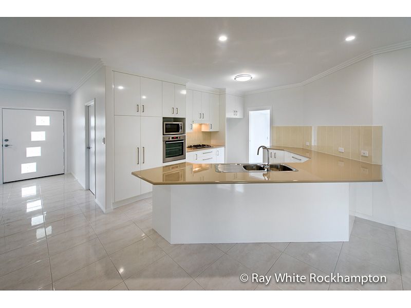 48 Belbowrie Avenue, Norman Gardens, QLD 4701