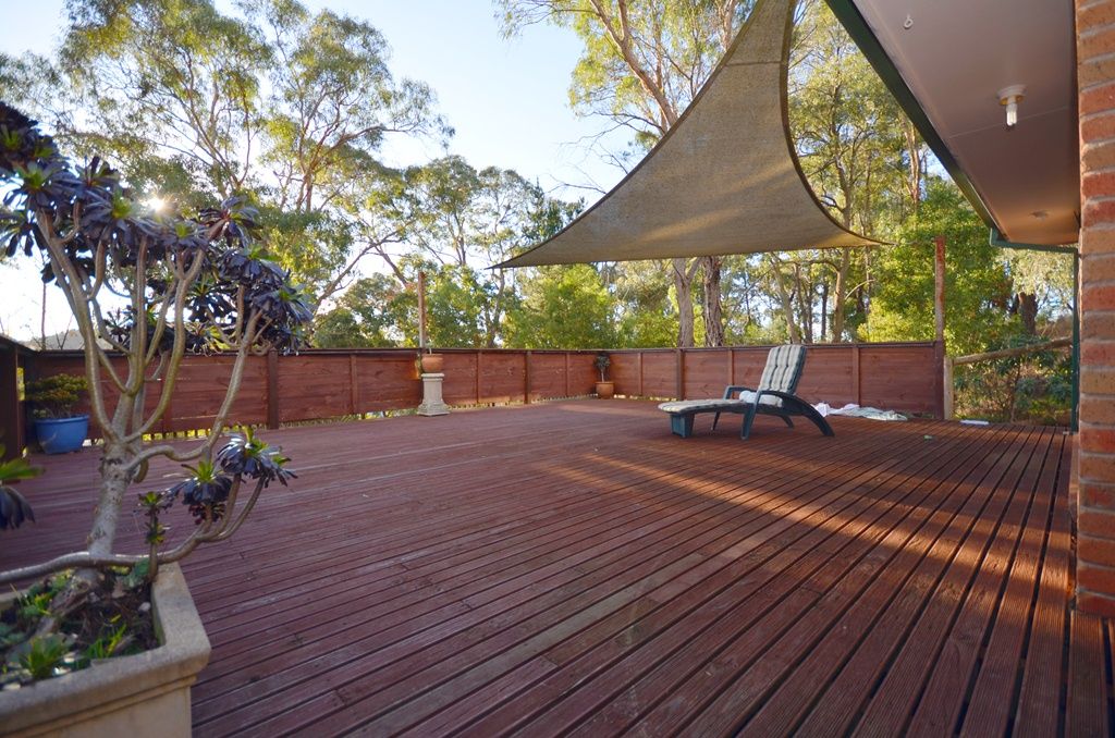 10 Summitt Crescent, BROWN HILL, VIC 3350