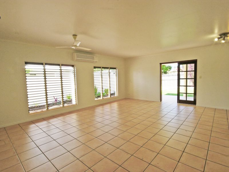 3 Mistletoe Close, Kamerunga, QLD 4870