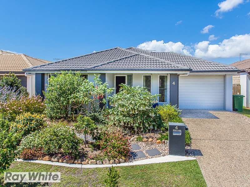 4 Palmgrove Place, NORTH LAKES, QLD 4509