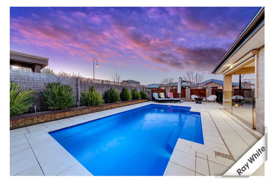 18 Heney Close, McKellar, ACT 2617