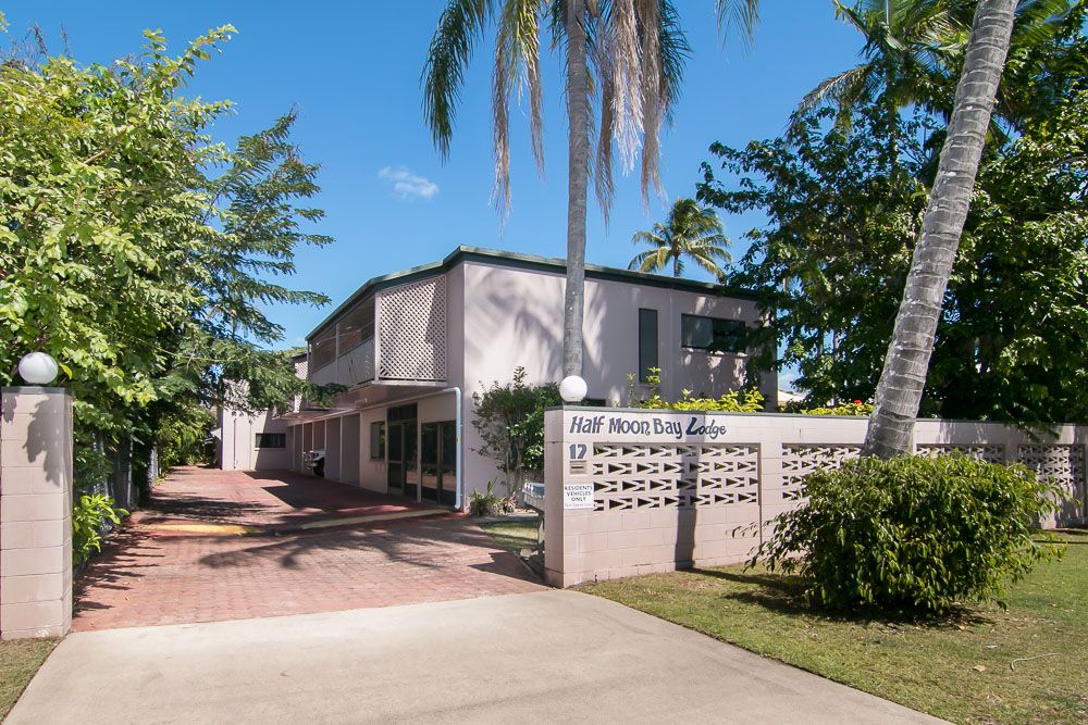 2/17 Rutherford Street, Yorkeys Knob, QLD 4878