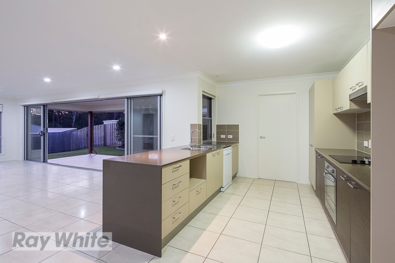 14 Hoop Pine Street, Mount Cotton, QLD 4165