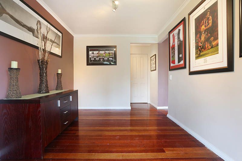 27 Malua Road, Ferntree Gully, VIC 3156