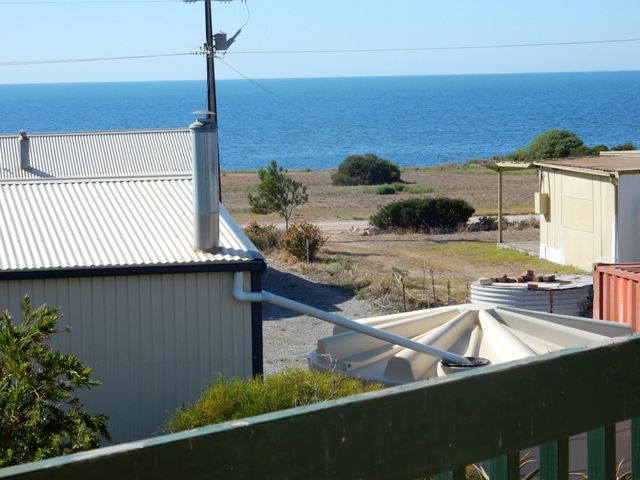5 Esther Lane, Port Julia, SA 5575