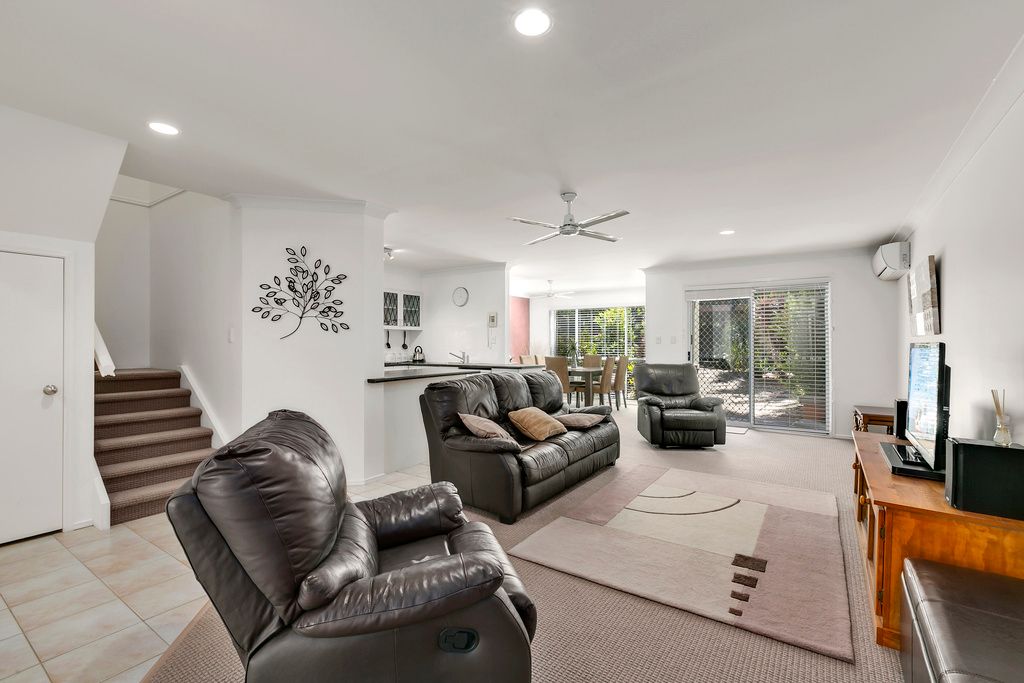4/79 Benowa Road, Southport, QLD 4215