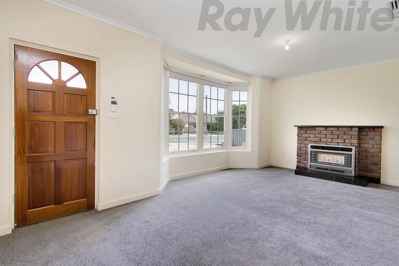 18 Charles Veale Drive, West Beach, SA 5024