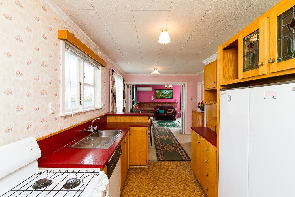 42 Stokes Valley Road, Stokes Valley, Lower Hutt City