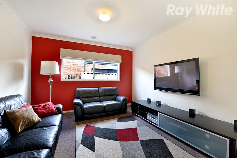 52 Ardent Crescent, Cranbourne East, VIC 3977