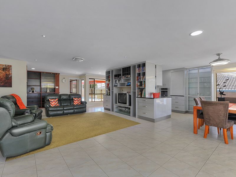 27 McCallum Street, Carseldine, QLD 4034