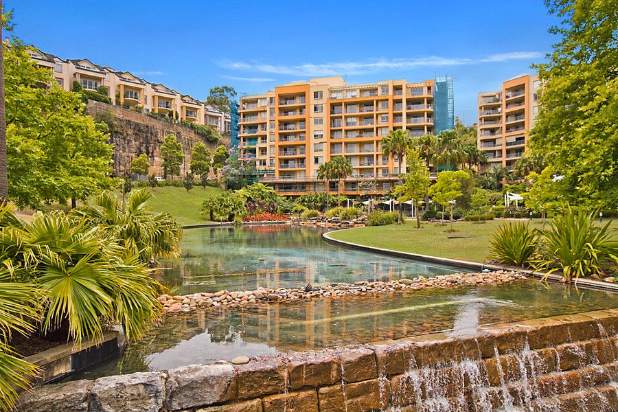 8 Gas Works Road, Wollstonecraft NSW 2065