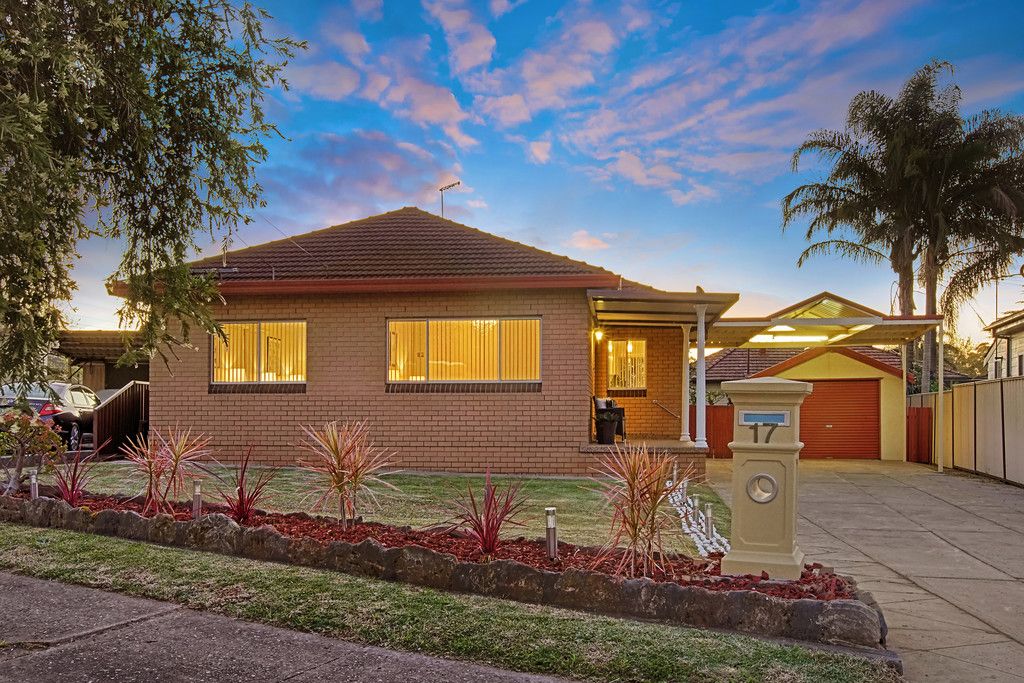 17 Braemar Street, Smithfield NSW 2164