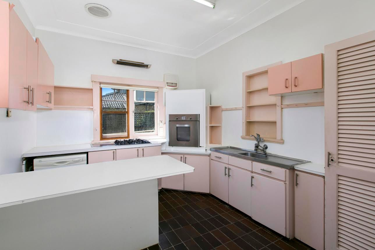 18 Palmerston Road, Waitara, NSW 2077
