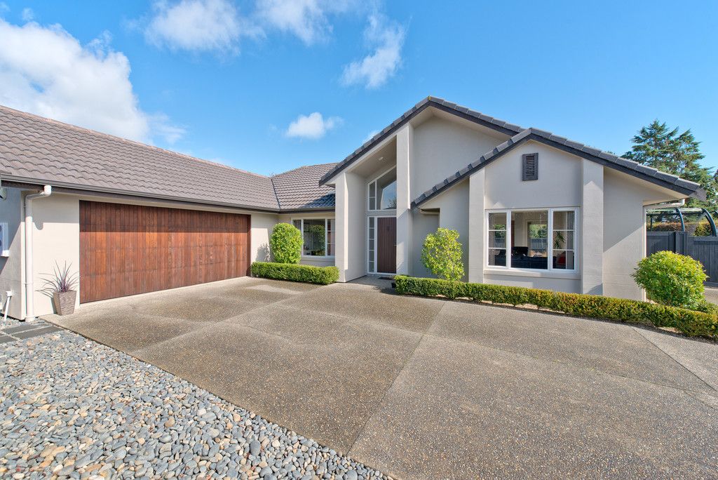 38 Intrepid Crescent, Beachlands, Manukau City