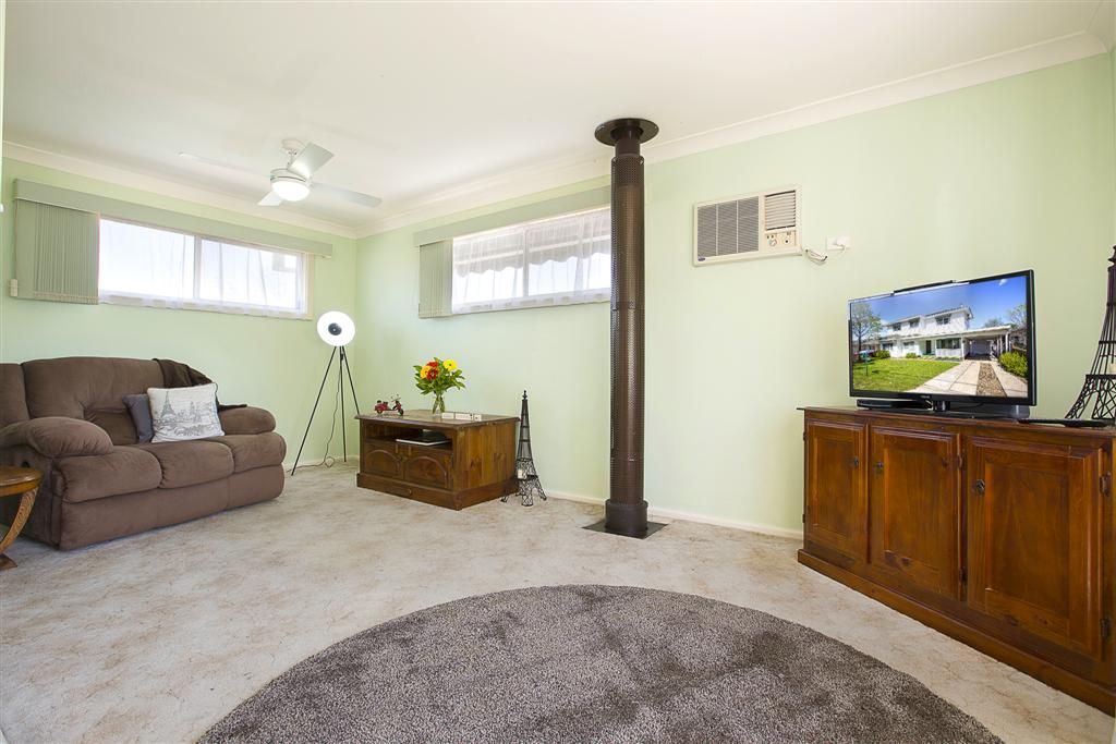 6 Mitchell Street, South Penrith, NSW 2750