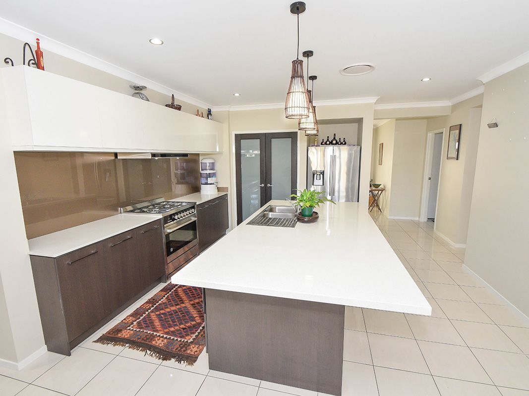 17 Kay Avenue, Bli Bli, QLD 4560