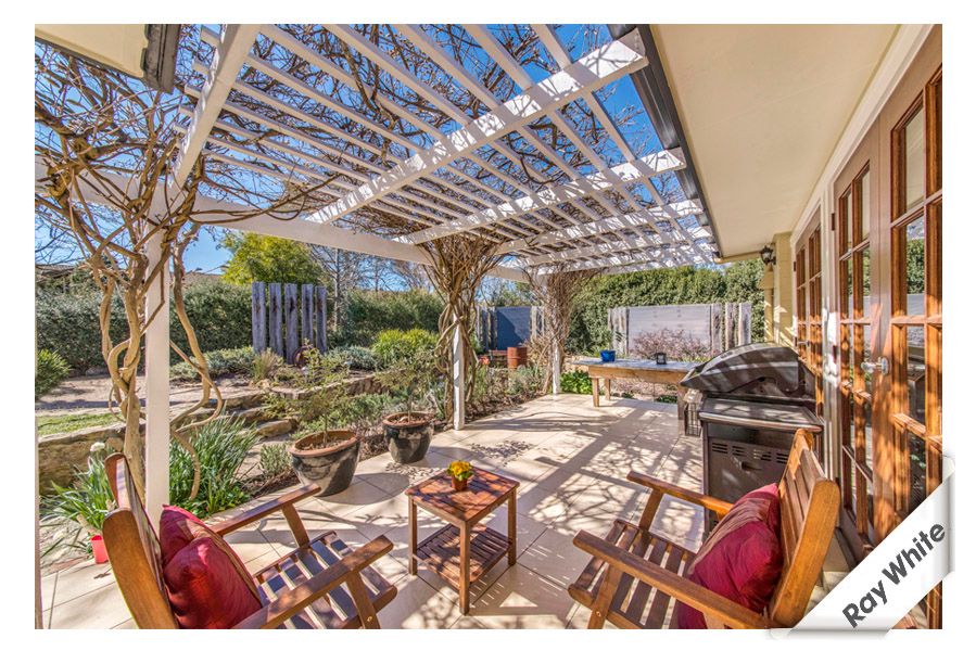 6 Roberts Street, Macquarie, ACT 2614