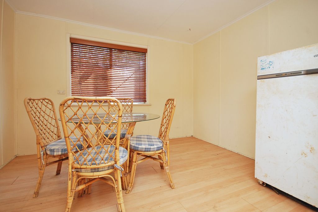 10 Cameron Street, Jurien Bay, WA 6516